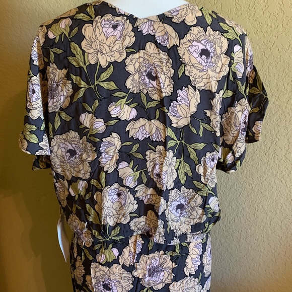 Leith Two Piece Set - Picture 3 of 8